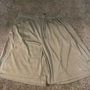 Mens Large Russel Shorts